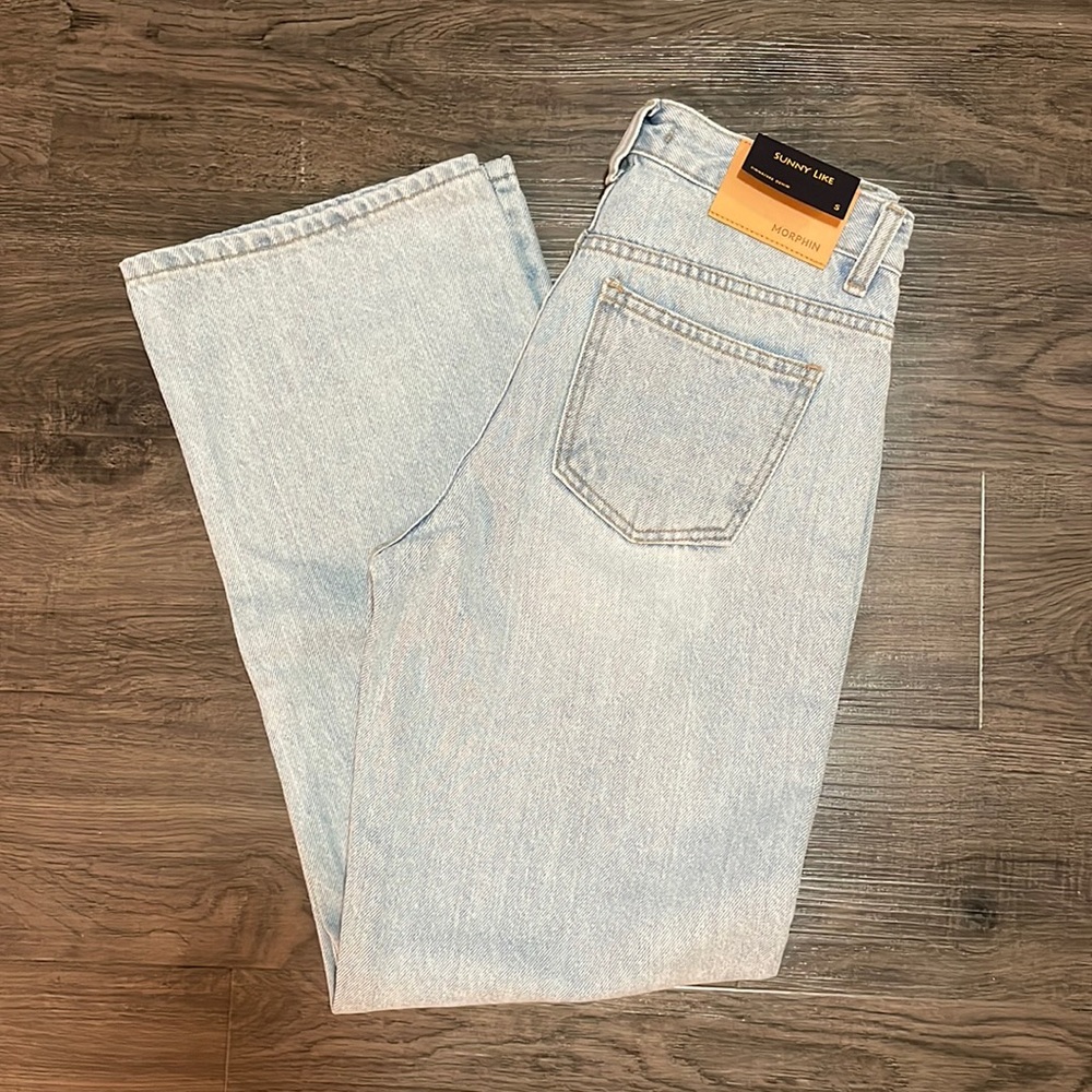 Low Rise Wide Leg Jeans CM330 from Lewkin, Size small